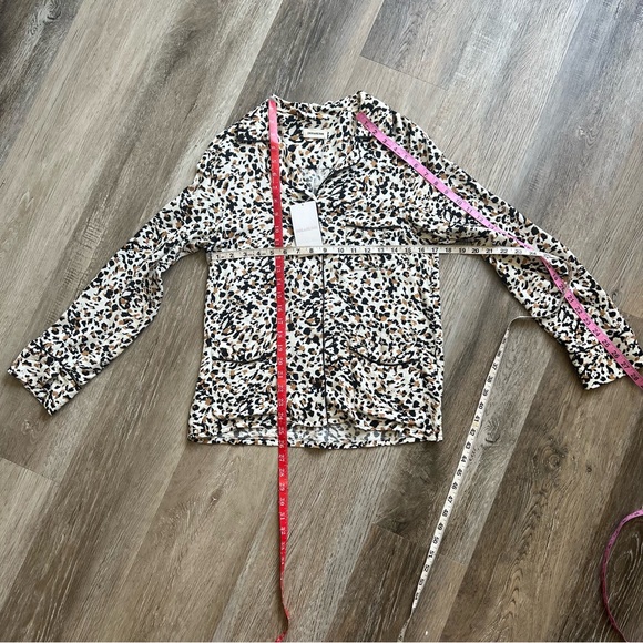 NWT Zadig & Voltaire Tradi Leo blouse in Natural as seen on Hailey Bieber - Picture 8 of 13